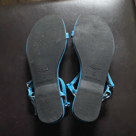 Shoes - Picture 3 of 3